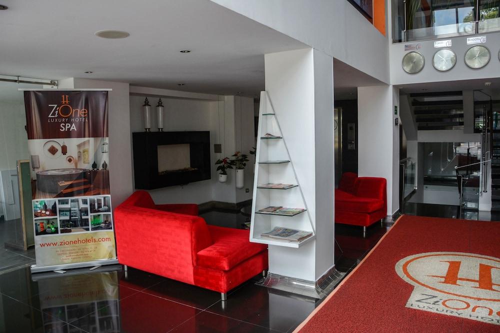 Zi One Luxury Hotel Pereira Bagian luar foto