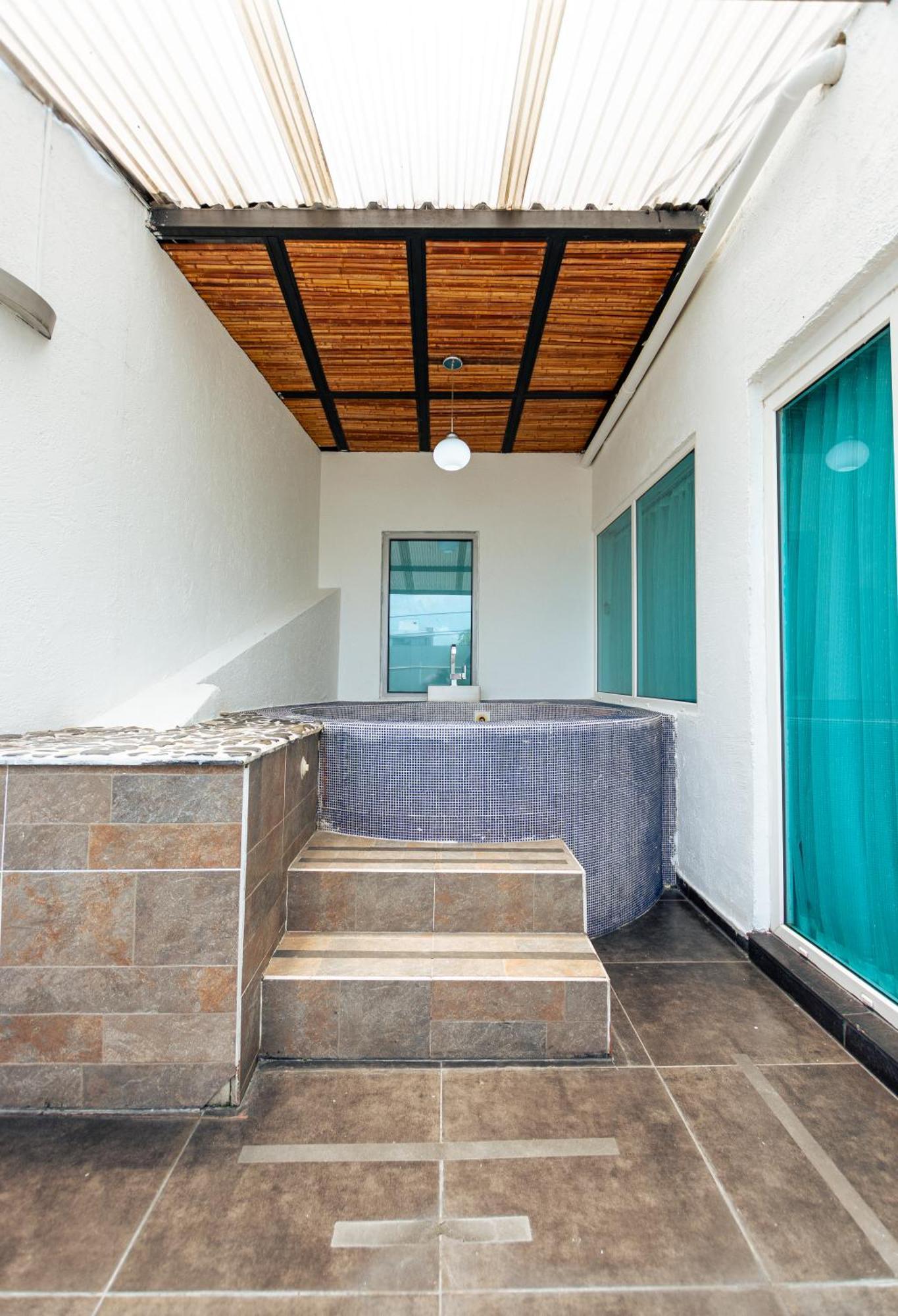 Zi One Luxury Hotel Pereira Bagian luar foto