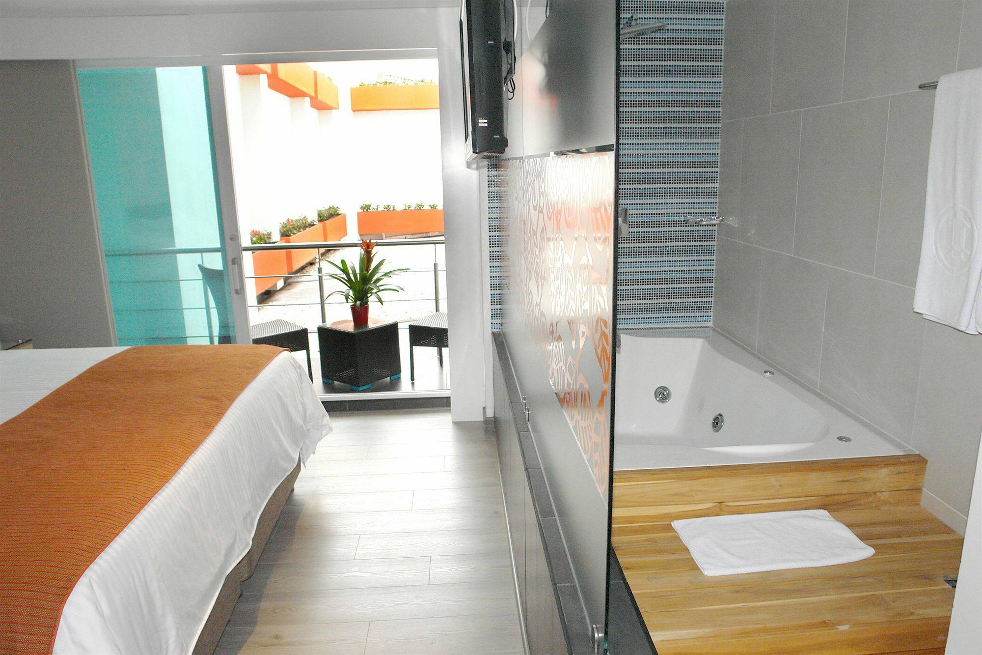 Zi One Luxury Hotel Pereira Bagian luar foto